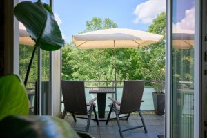 Balkon mit Blick ins Grüne