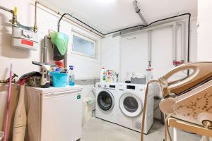 Untergeschoss- Hauswirtschaftsraum