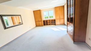 Erdgeschoss-Wohnzimmer