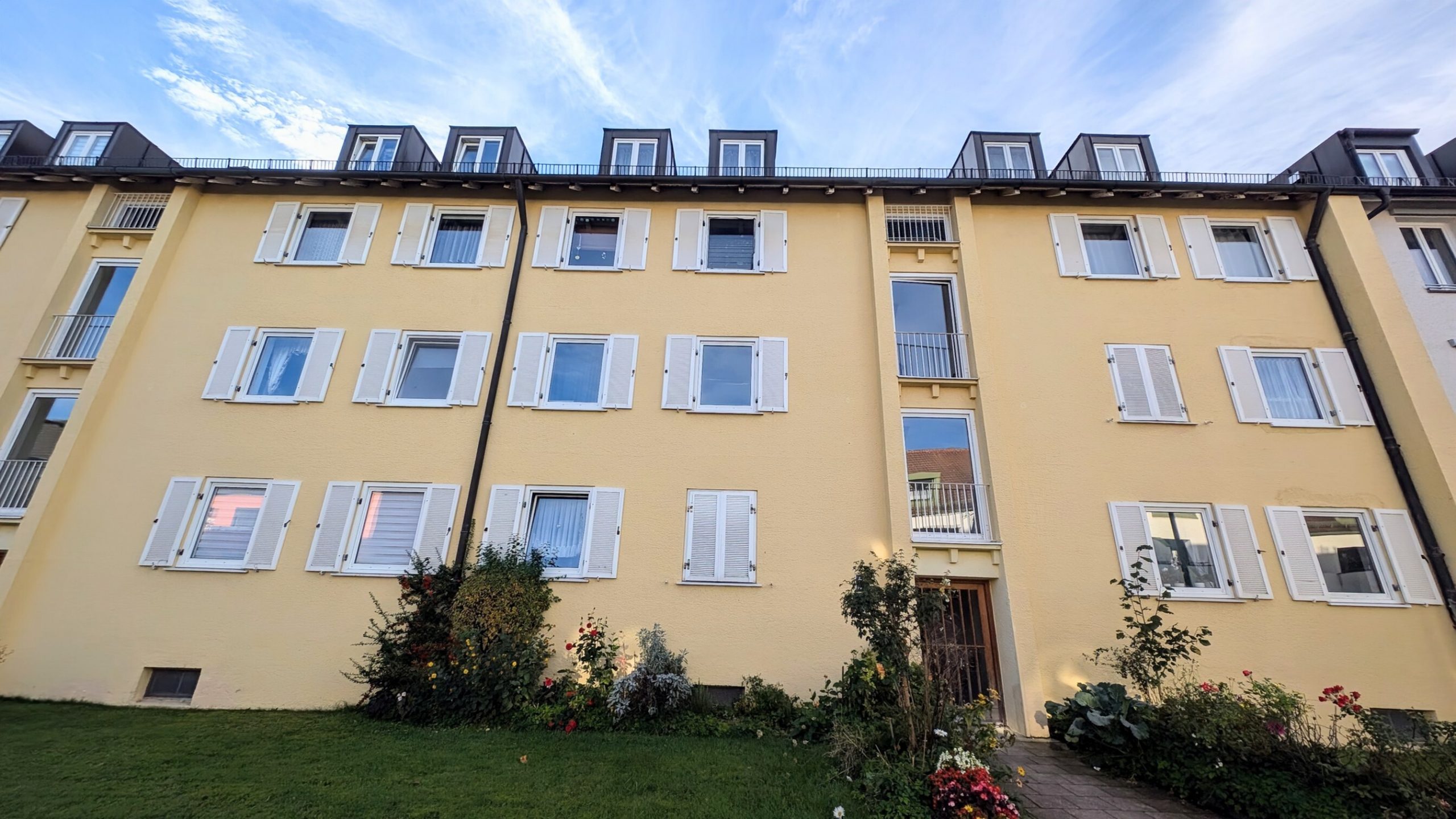 Ihre neue denkmalgeschützte Eigentumswohnung – Praktisch, gemütlich und voller Möglichkeiten! — Bild 1