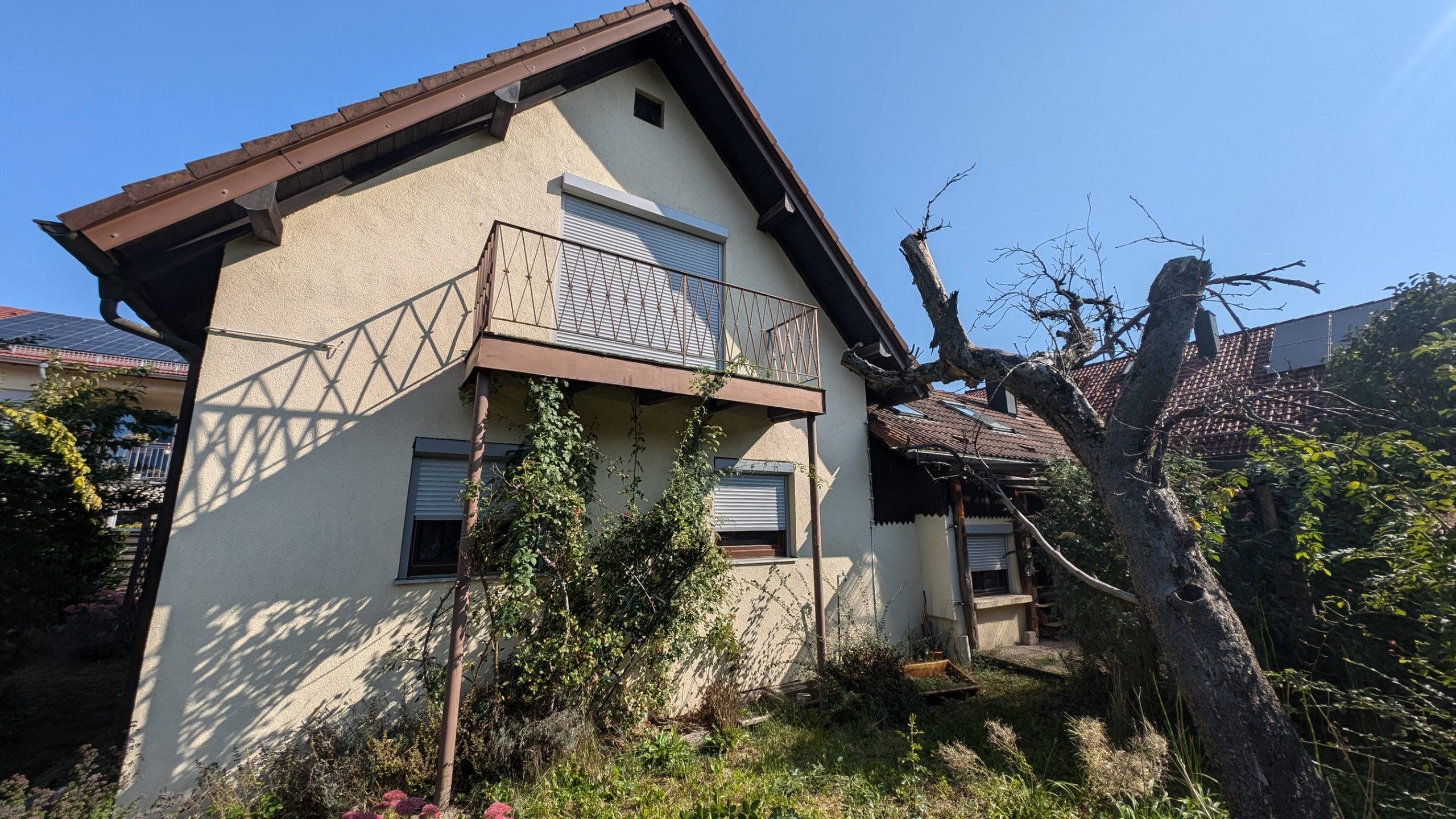 **Einfamilienhaus zu verkaufen – Ihre persönliche Renovierungsgala erwartet Sie!** — Bild 2