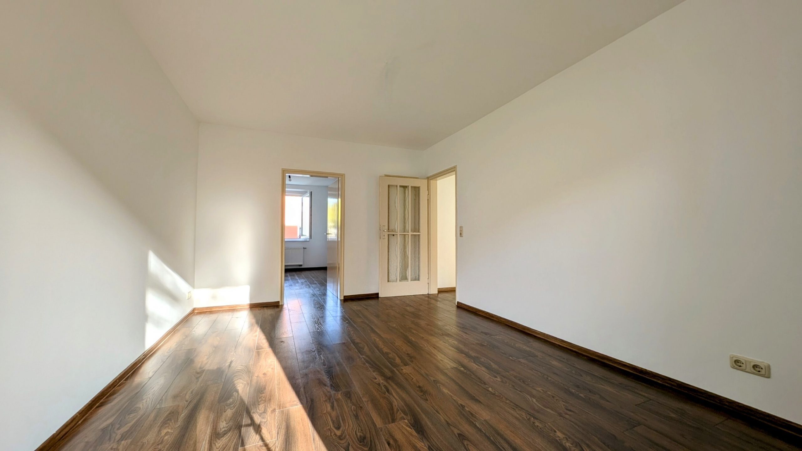 TOP DEAL – Vielseitige Wohnung für Eigennutzer und Anleger! — Bild 1