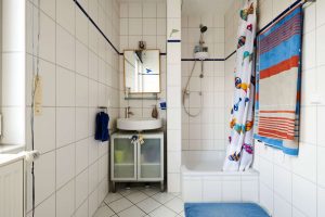 Obergeschoss-Duschbad