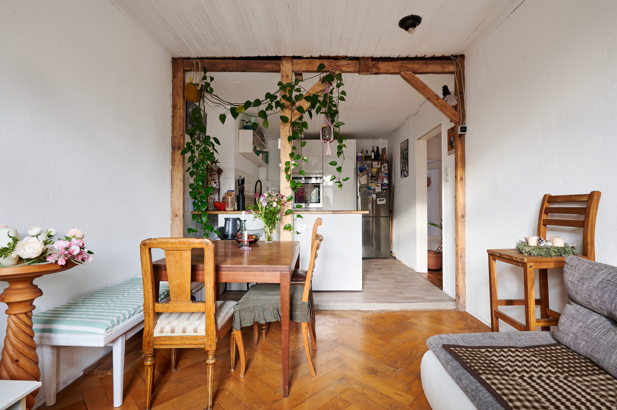 Altbaucharme trifft Zukunftsperspektive! 3,5-Zimmerwohnung mit Loggia im denkmalgeschützten Haus — Bild 15
