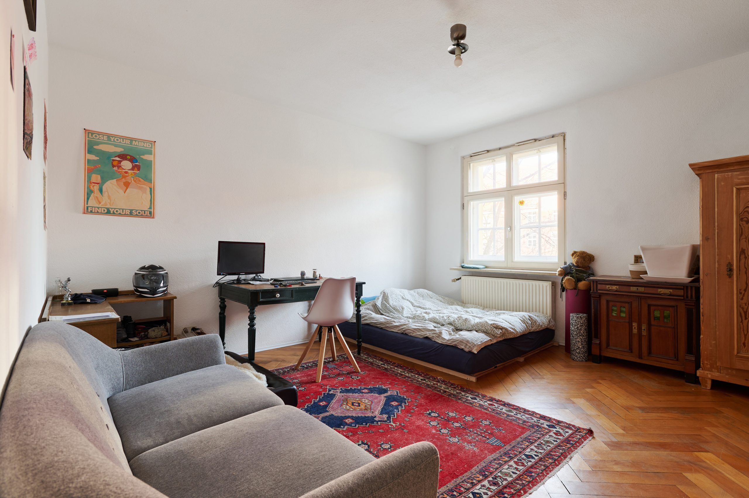 Altbaucharme trifft Zukunftsperspektive! 3,5-Zimmerwohnung mit Loggia im denkmalgeschützten Haus — Bild 16