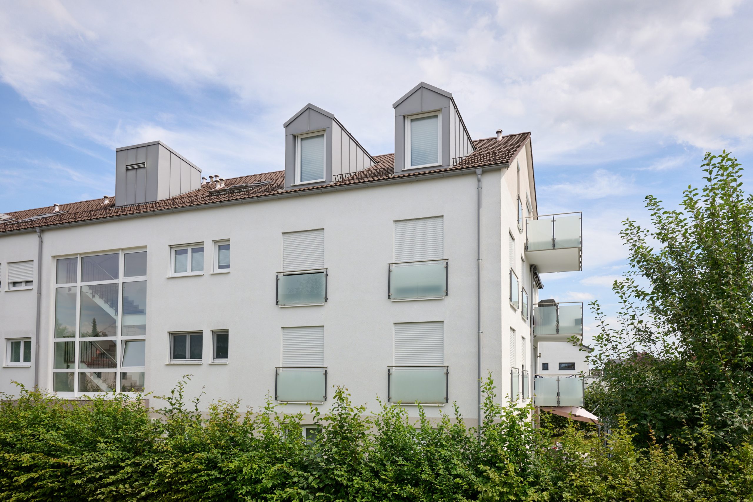 Hoch hinauf und tief geparkt: Penthouse- Feeling mit XXl- Balkon und zwei Tiefgaragen-Stellplätzen! — Bild 21