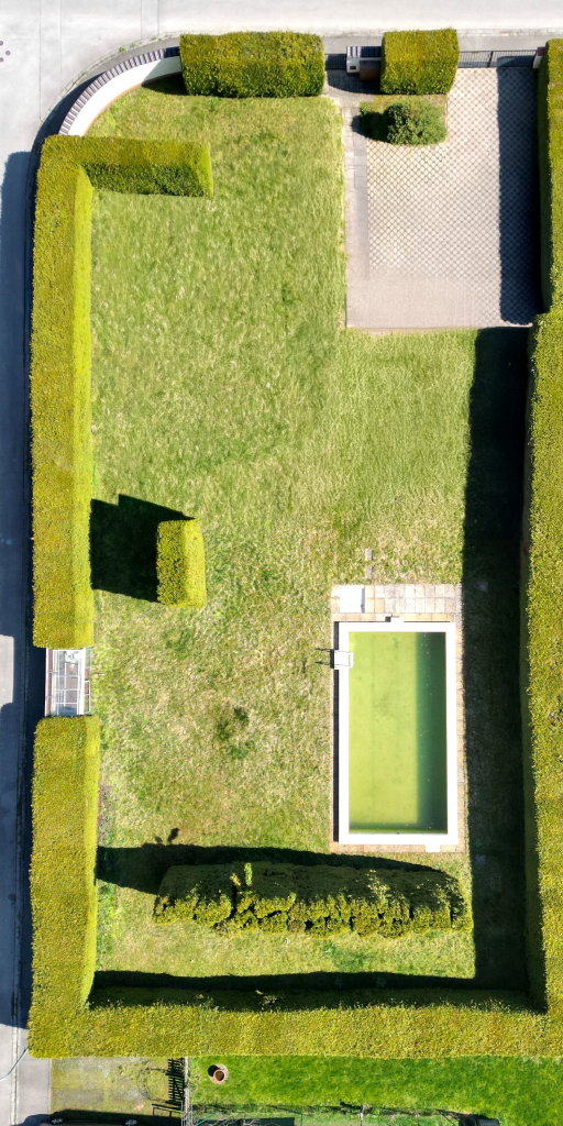 Geben Sie ein Gebot für diese Rarität ab! Großzügiges Eckgrundstück in attraktiver Lage von Pliening