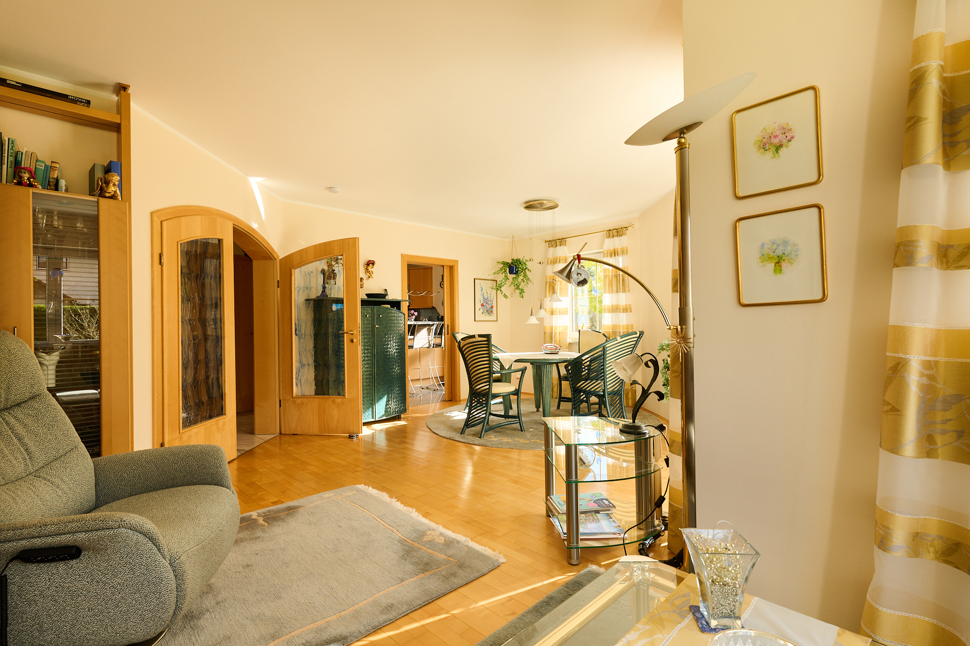 Exklusives Einfamilienhaus in ruhiger Traumlage – Eleganz, Raum und Komfort vereint — Bild 10
