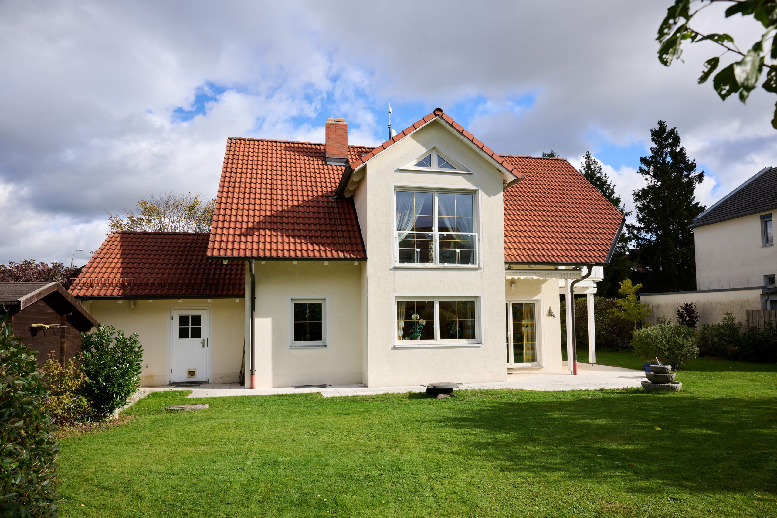 Exklusives Einfamilienhaus in ruhiger Traumlage – Eleganz, Raum und Komfort vereint — Bild 30