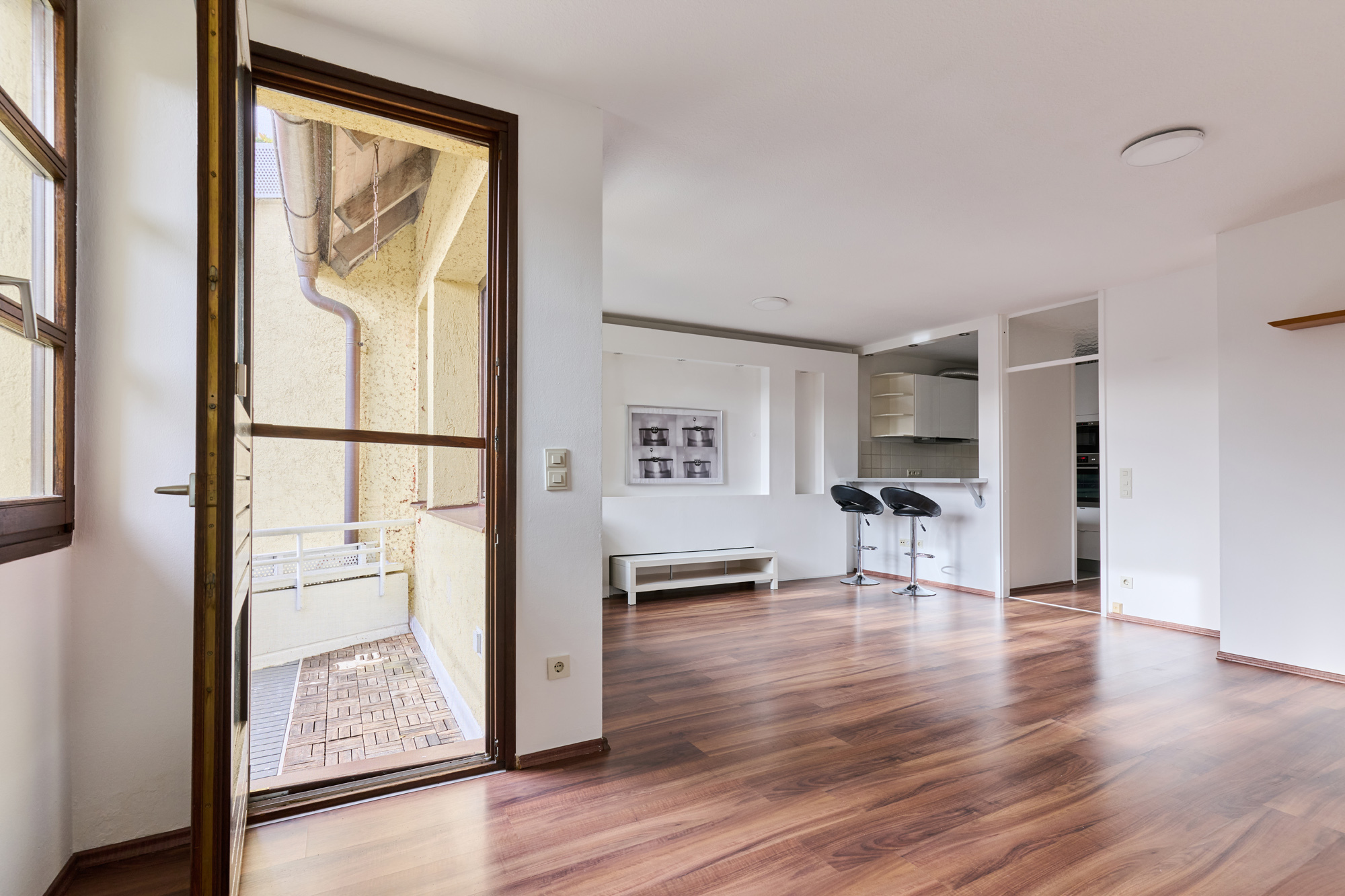 Großes 1-Zimmer-Apartment mit Balkon und Tiefgaragenstellplatz in ruhiger Lage von Heimstetten — Bild 7