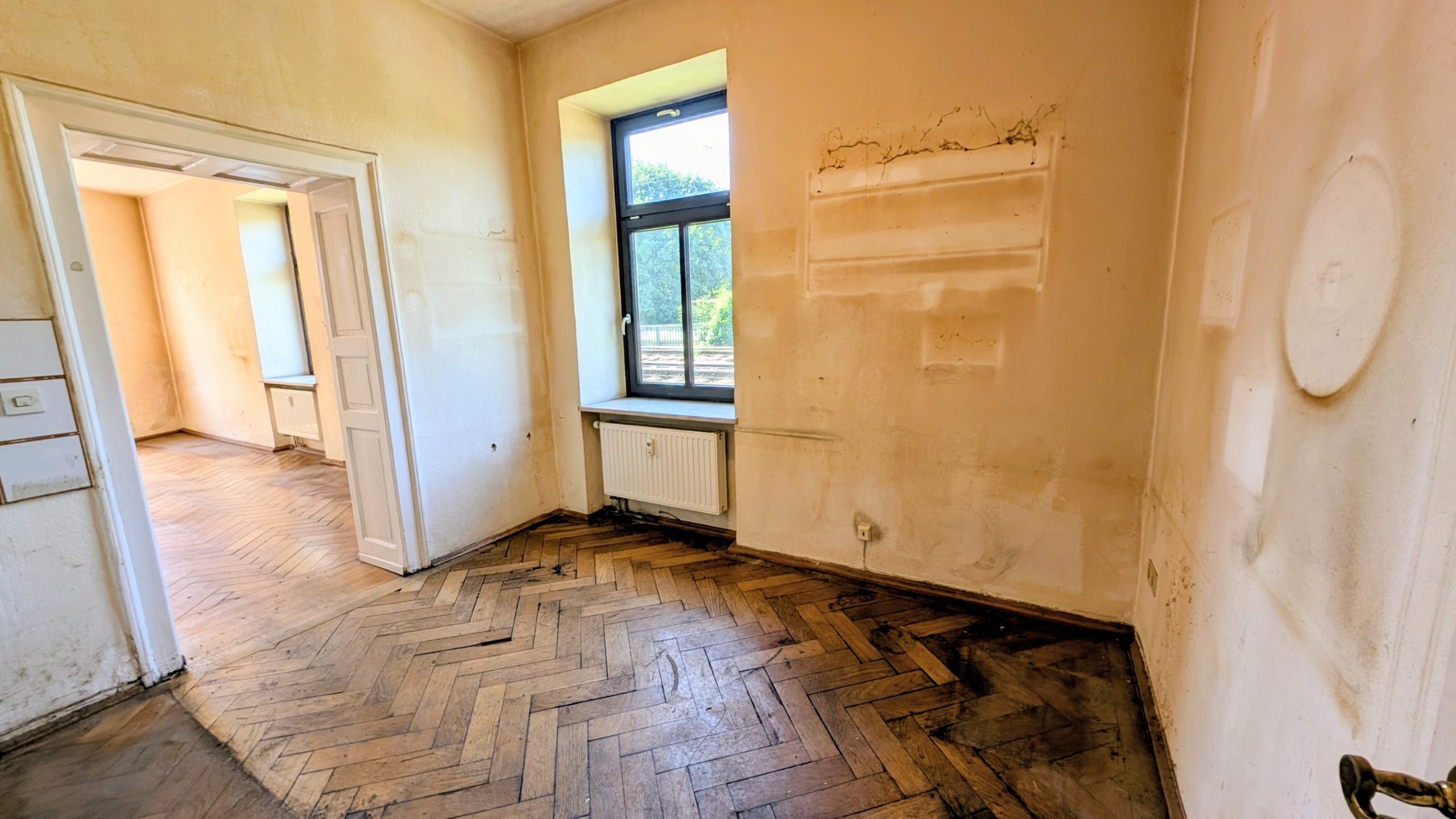 Ihr Sanierungsprojekt in einer top Lage, die man nicht renovieren muss! — Bild 10