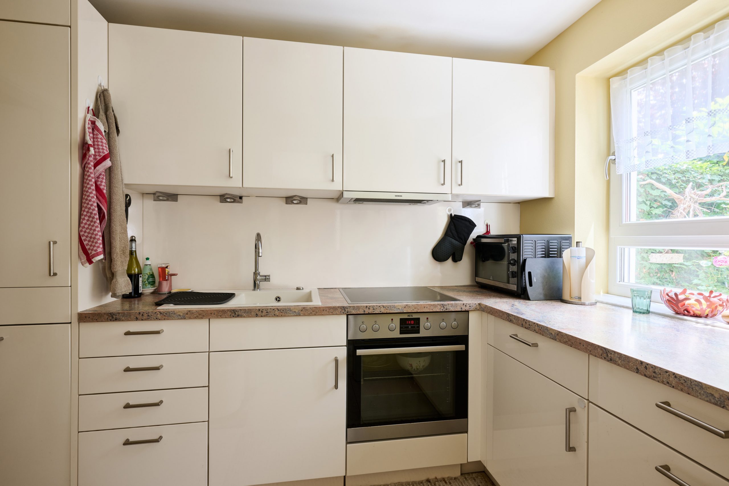 Gartenidylle in Bestlage–Top Wohnung mit Terrasse, ca. 140 m² Privatgarten und A+ Energieeffizienz! — Bild 7