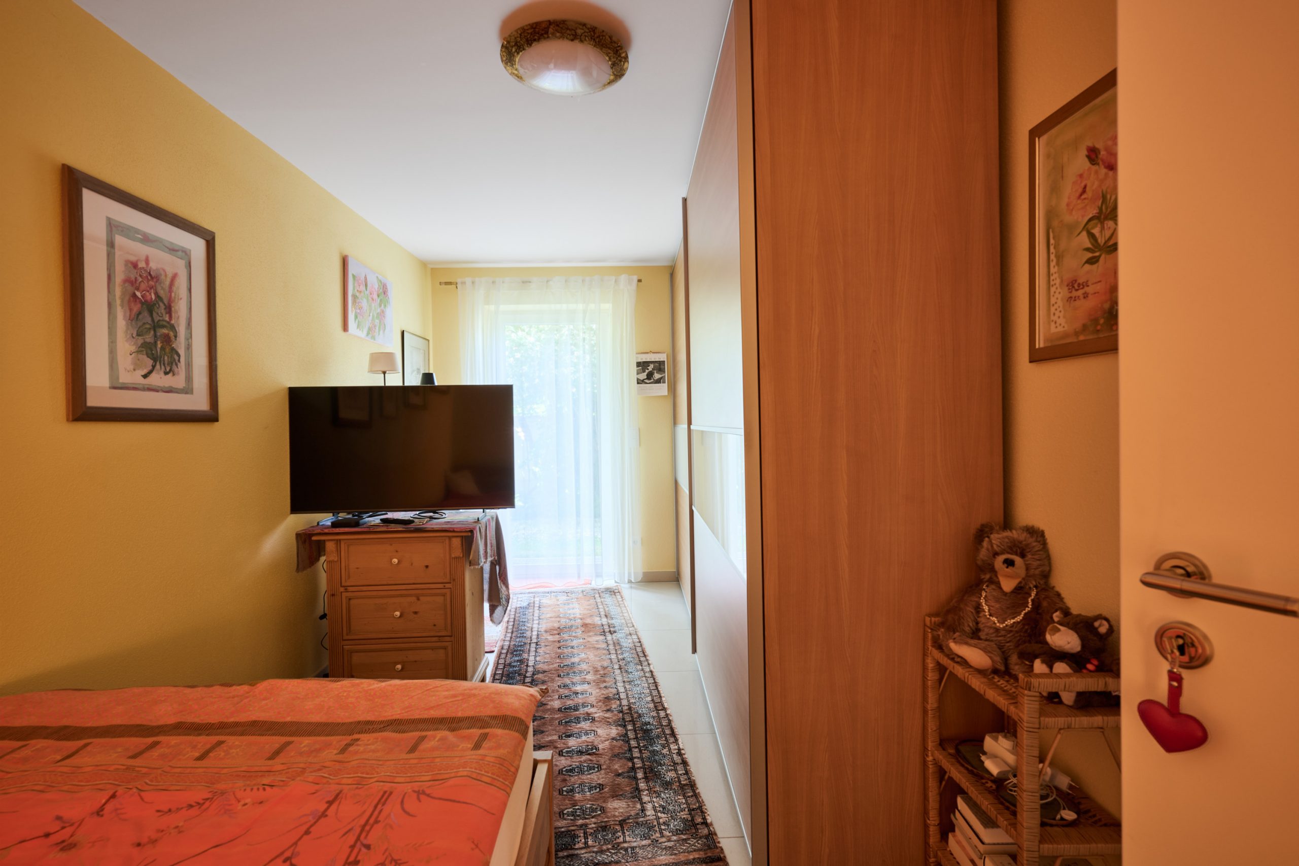 Gartenidylle in Bestlage–Top Wohnung mit Terrasse, ca. 140 m² Privatgarten und A+ Energieeffizienz! — Bild 10