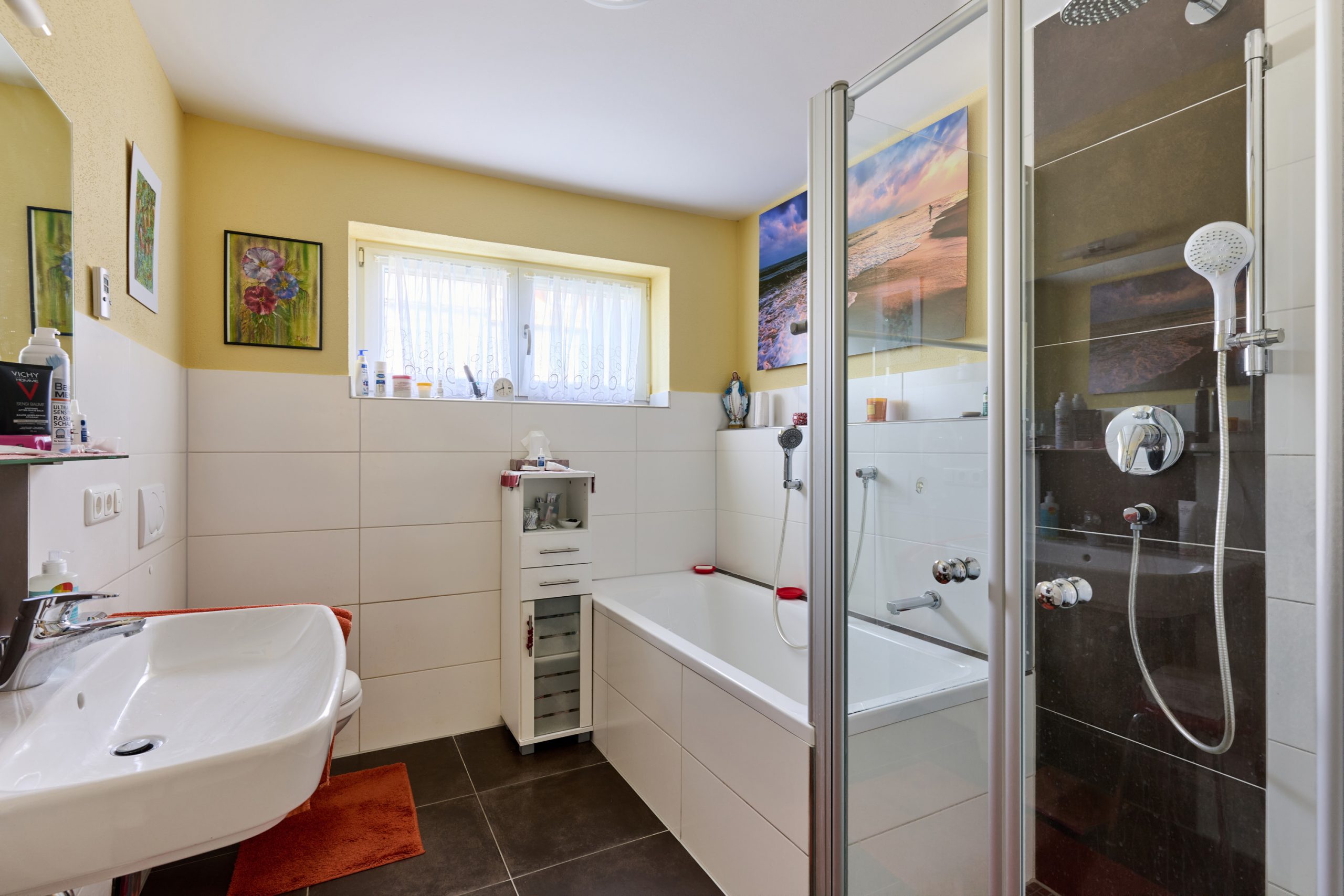 Gartenidylle in Bestlage–Top Wohnung mit Terrasse, ca. 140 m² Privatgarten und A+ Energieeffizienz! — Bild 12