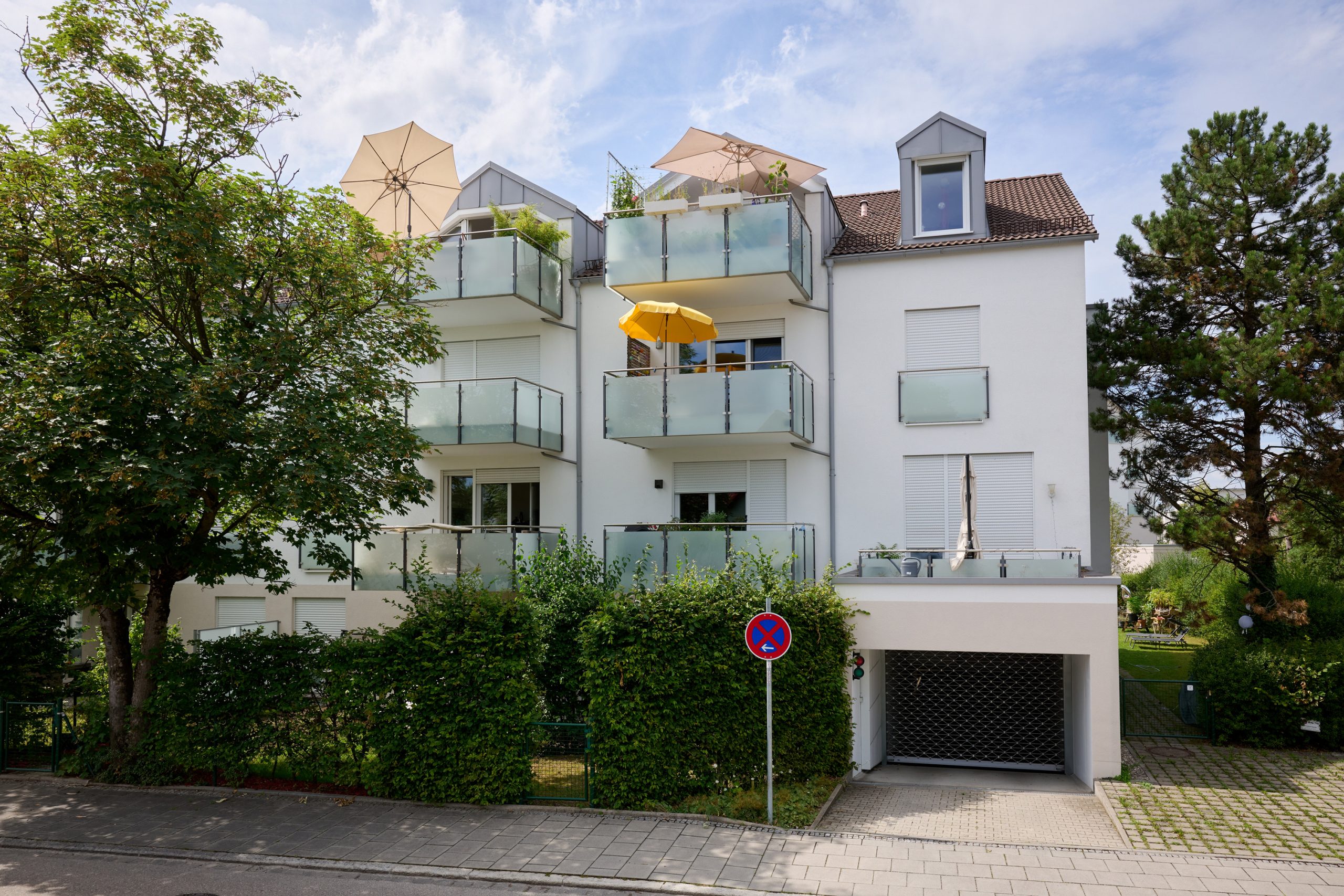 Hoch hinauf und tief geparkt: Penthouse- Feeling mit XXl- Balkon und zwei Tiefgaragen-Stellplätzen! — Bild 20