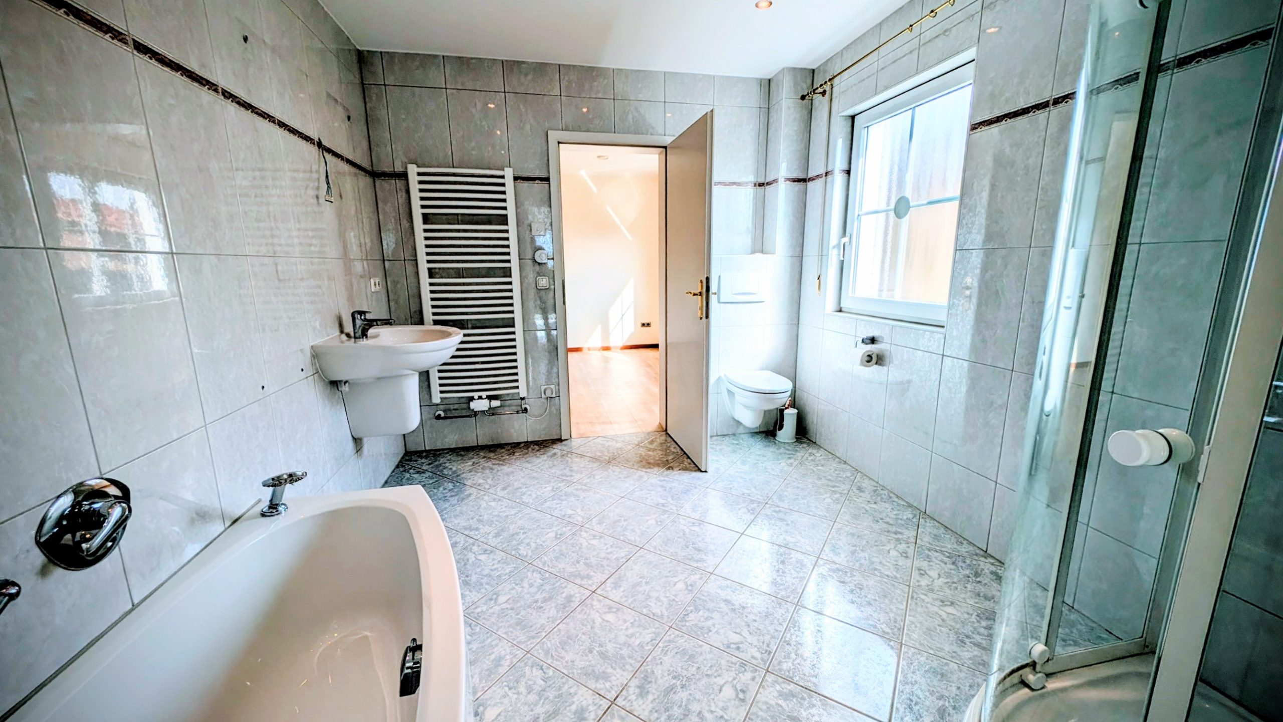 Einfamilienhaus mit großzügigem Raumgefühl, flexiblen Gestaltungsmöglichkeiten und Traum Grundstück — Bild 20