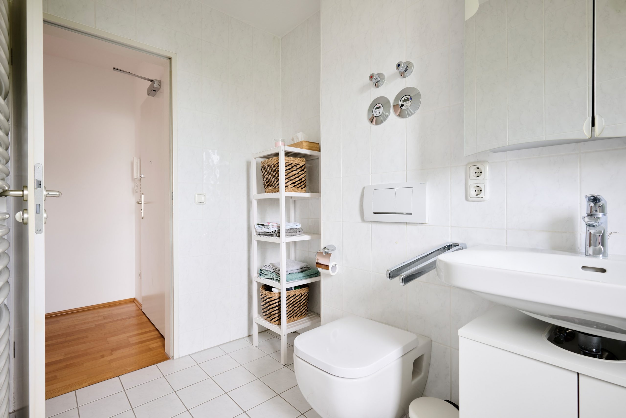 Ankommen, durchatmen und wohlfühlen – freie 2- Zimmer-Wohnung mit sonniger Loggia! — Bild 10