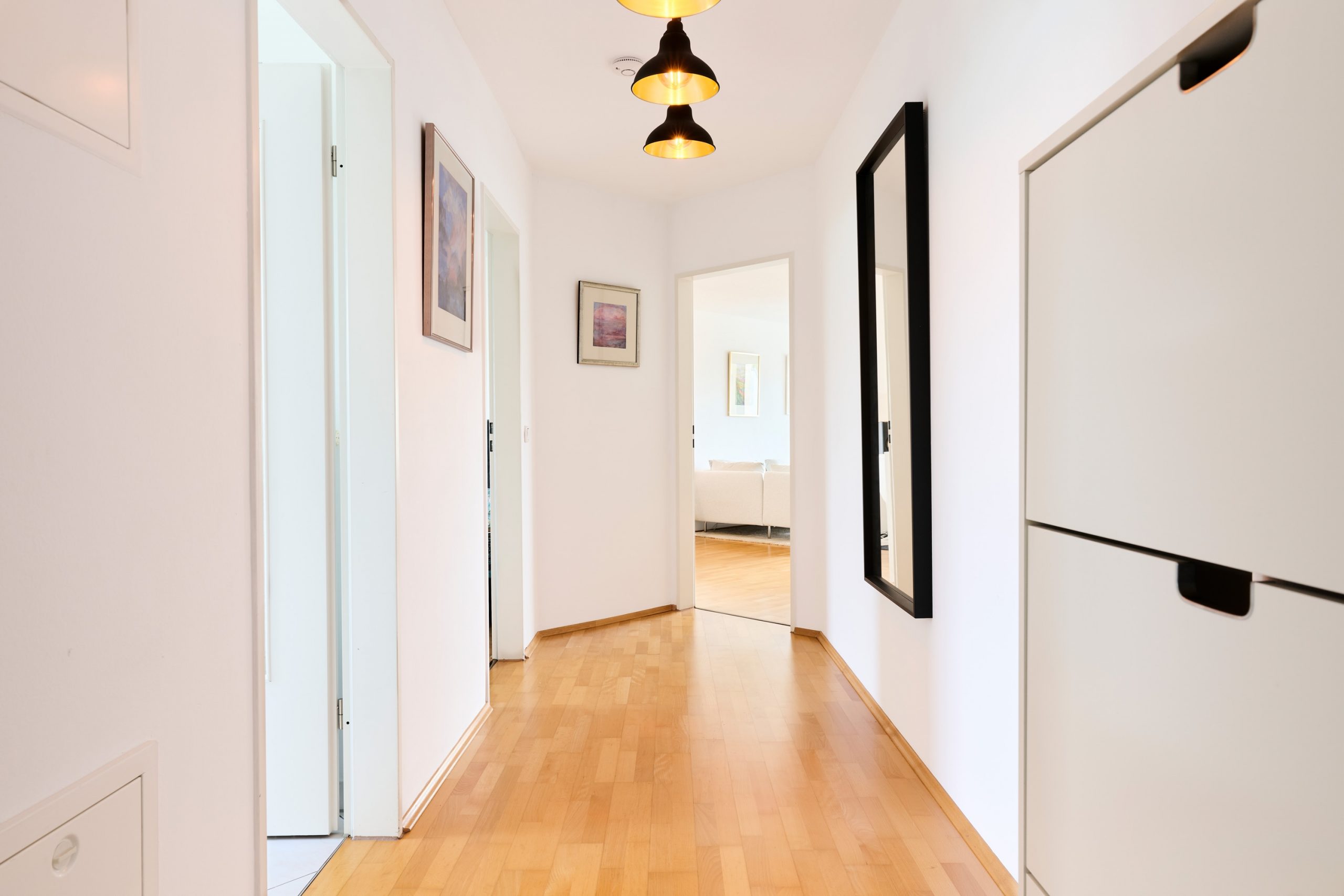 Ankommen, durchatmen und wohlfühlen – freie 2- Zimmer-Wohnung mit sonniger Loggia! — Bild 2