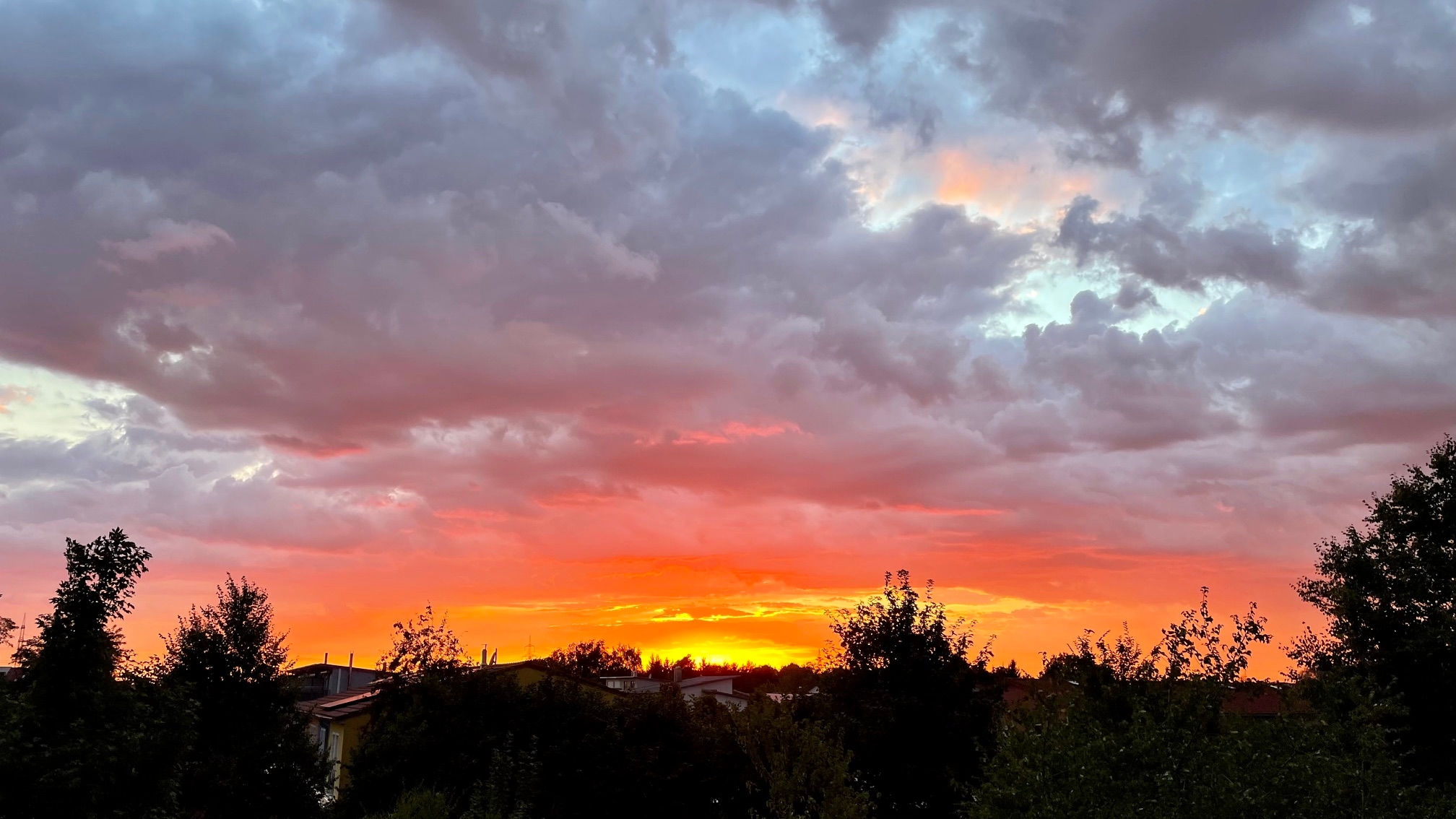 Sonnige 2-Zimmer-Wohnung mit XXL-Balkon, Aufzug und Tiefgaragenstellplatz — Bild 14