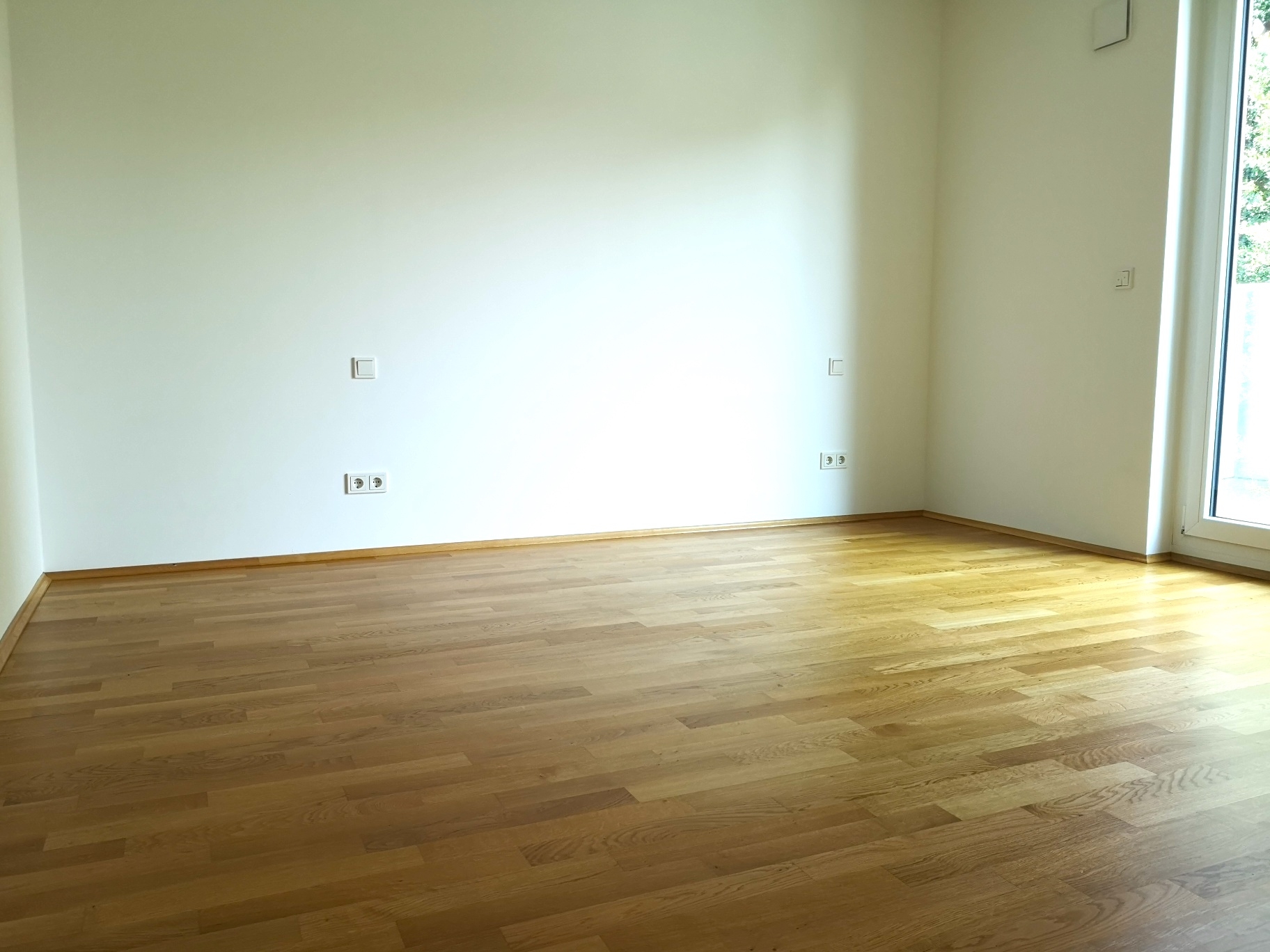 Wohnen über den Dächern – stilvolle 2-Zimmerwohnung mit zwei Dachterrassen! — Bild 3